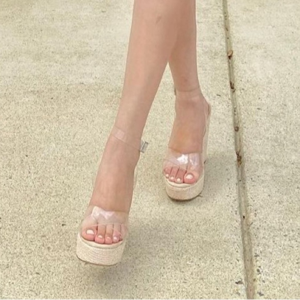 Steve Madden platform sandals